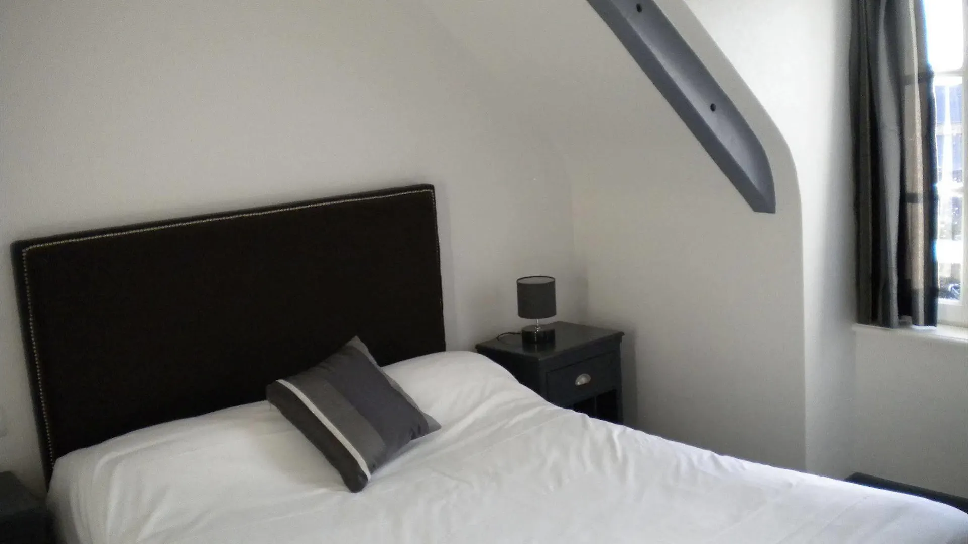 Contact Hotel - Hotel Le Lion D'Or Lamballe