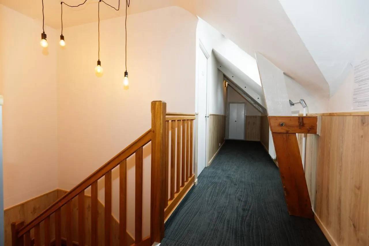 Contact Hotel - Hotel Le Lion D'Or Lamballe 2*,  France