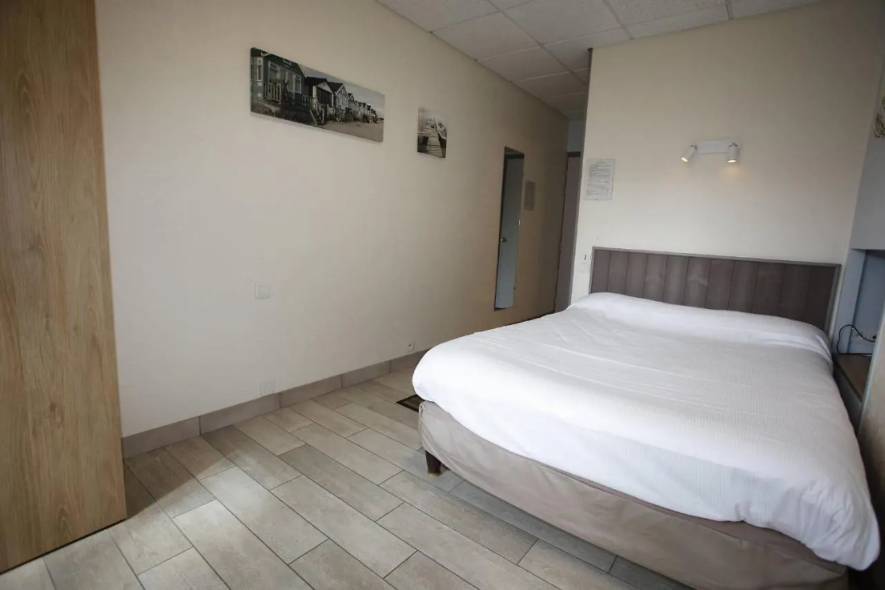 **  Contact Hotel - Hotel Le Lion D'Or Lamballe Francia