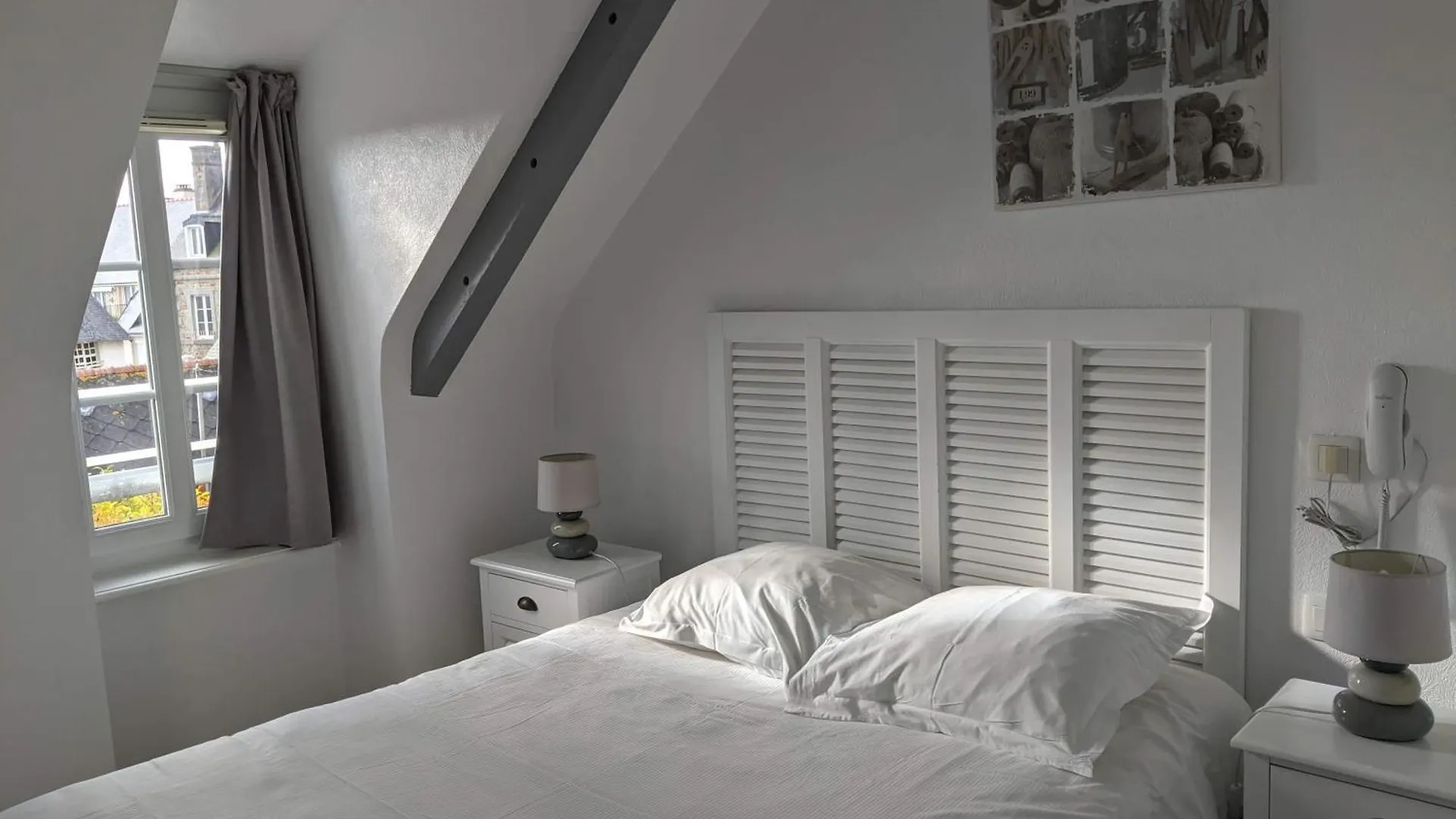 Contact Hotel - Hotel Le Lion D'Or Lamballe