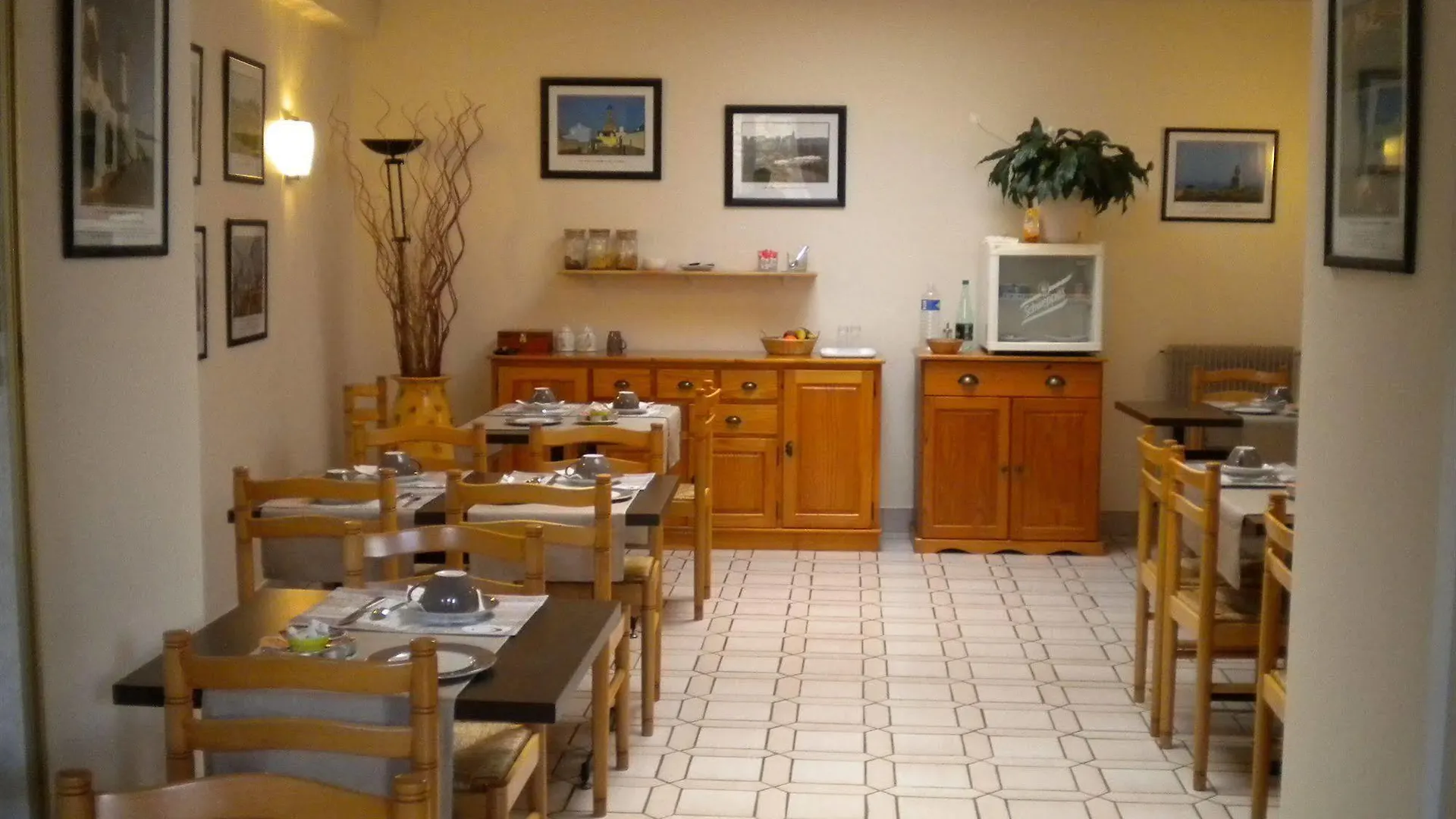 Contact Hotel - Hotel Le Lion D'Or Lamballe 2*,  Francia